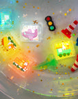Awesome Autos Light-Up Cubes, cubes en plastique 100 % recyclé