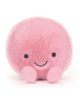 Peluche Amuseables Mia Macaron Framboise Jellycat, de face, vue rapprochée