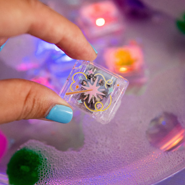 Fantastic Fairies Light-Up Cubes, cubes en plastique 100 % recyclé