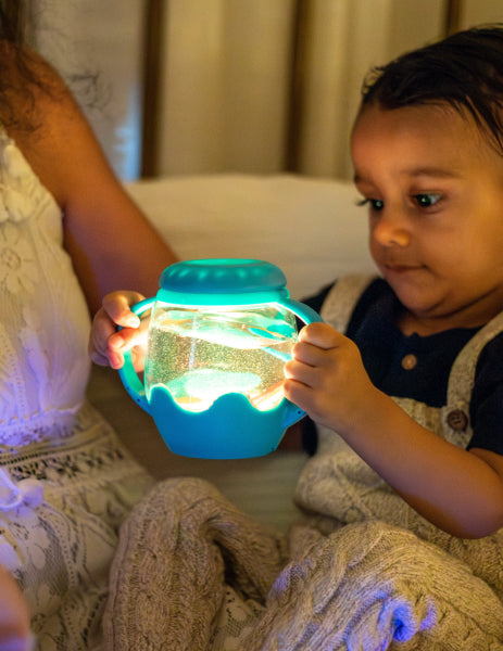 Glo Pals Mini Sensory Jar bleu, idée cadeau d'éveil sensoriel dès 18 mois