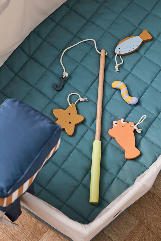 Bateau en toile avec kit de pêche KID'S HUB