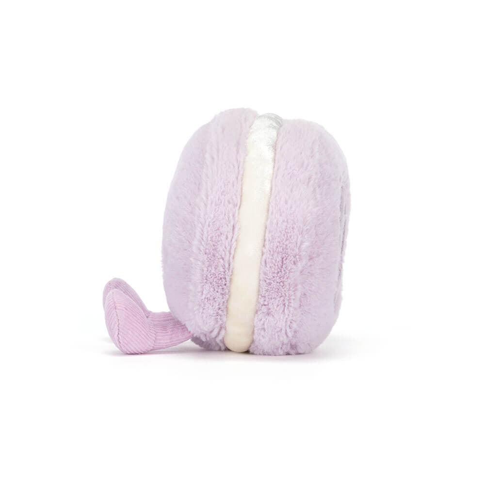Peluche Amuseables May Macaron Lavender Jellycat, de profil, avec la crème blanche