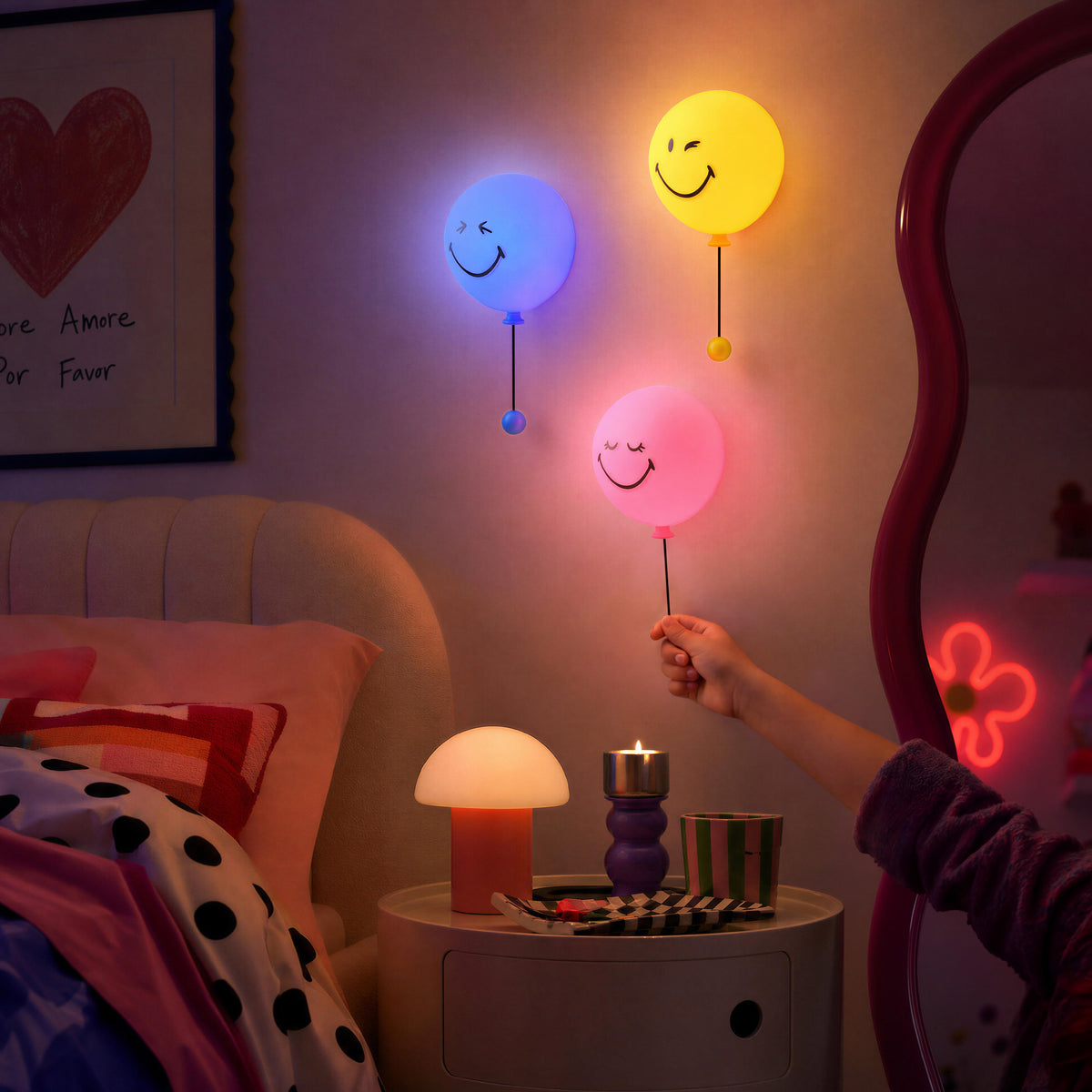 Veilleuse enfant Bubbly Light Smiley World jaune MOB, design inspiré d'un ballon