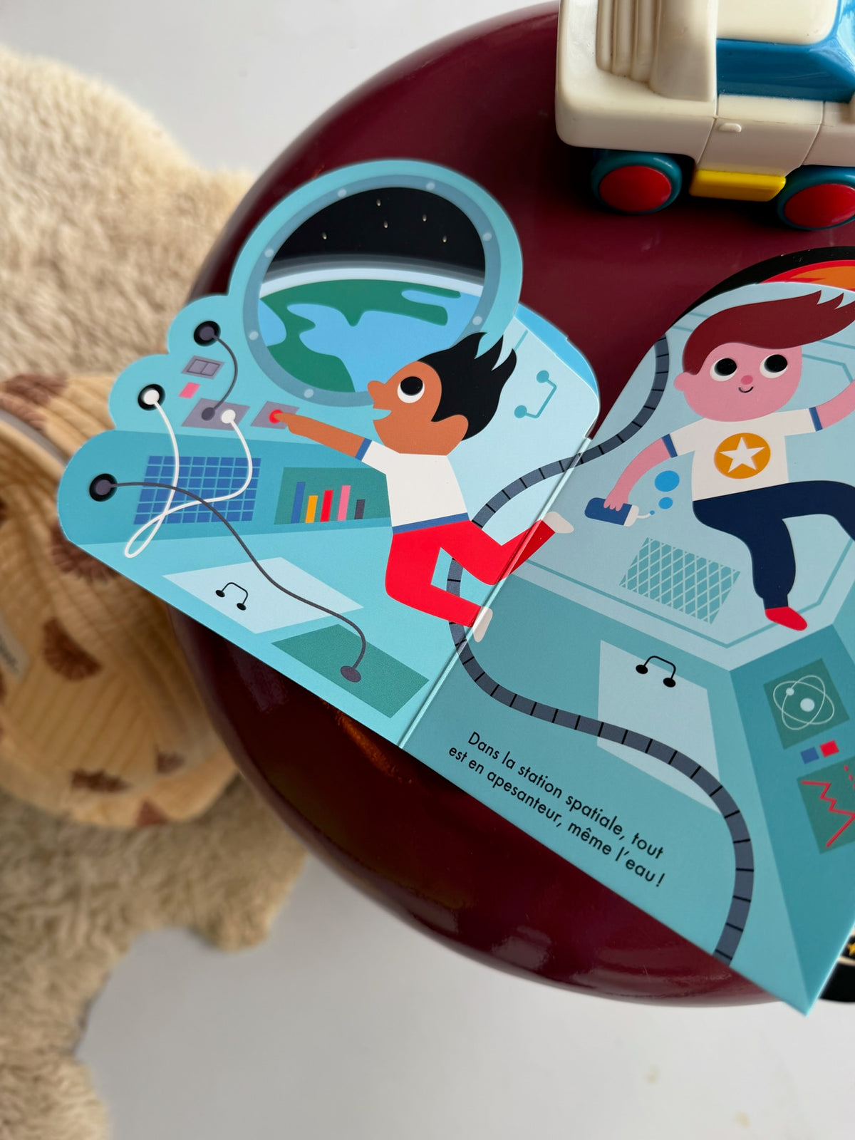 L’Espace, imagier bébé tout-carton Marcel &amp; Joachim : dès la naissance