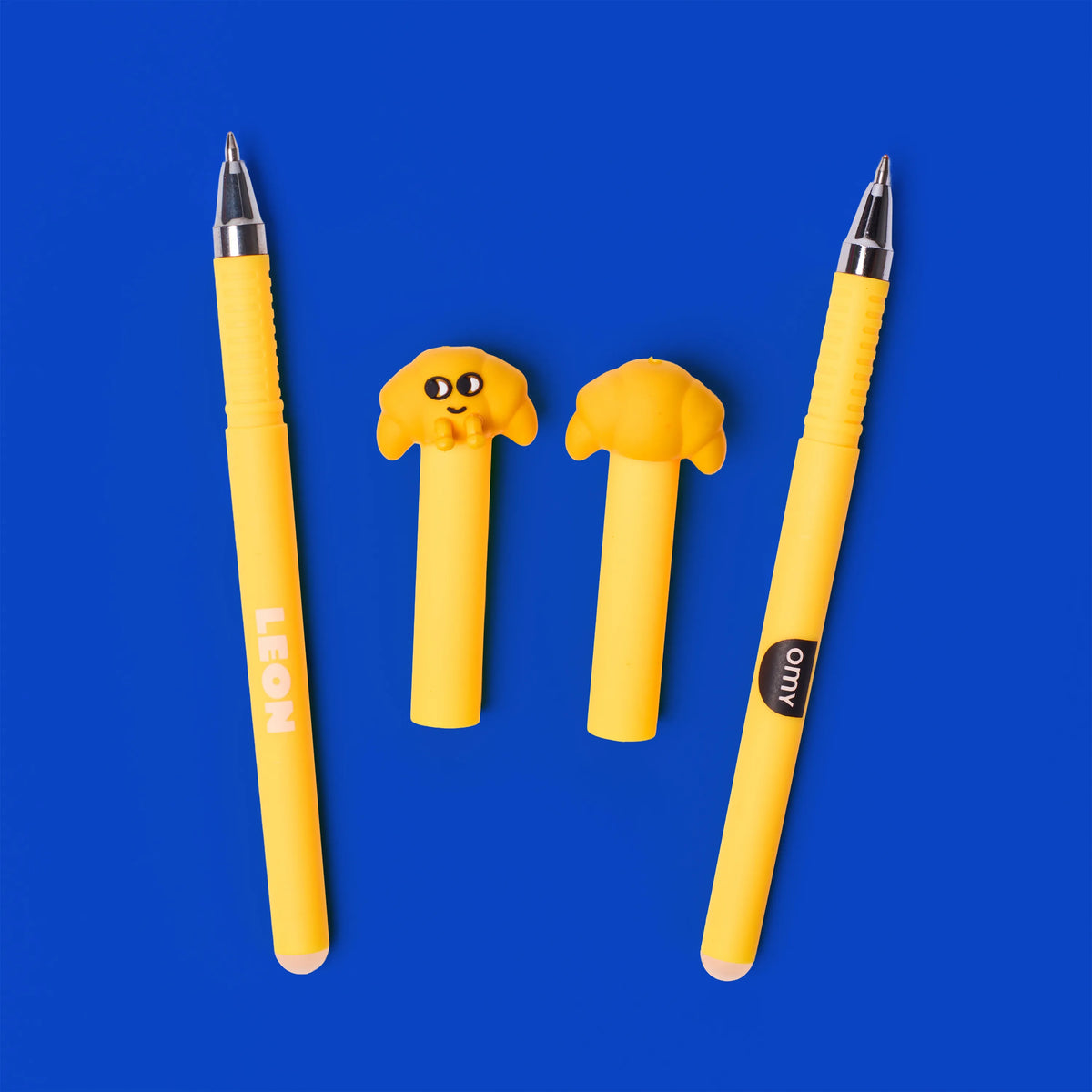 Duo de stylos effaçables Pen Buddies Miky et Leon OMY, mise en situation