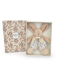 Doudou plat lapin beige sable Lapin DOUDOU – doudou plat 18 cm Doudou et Compagnie