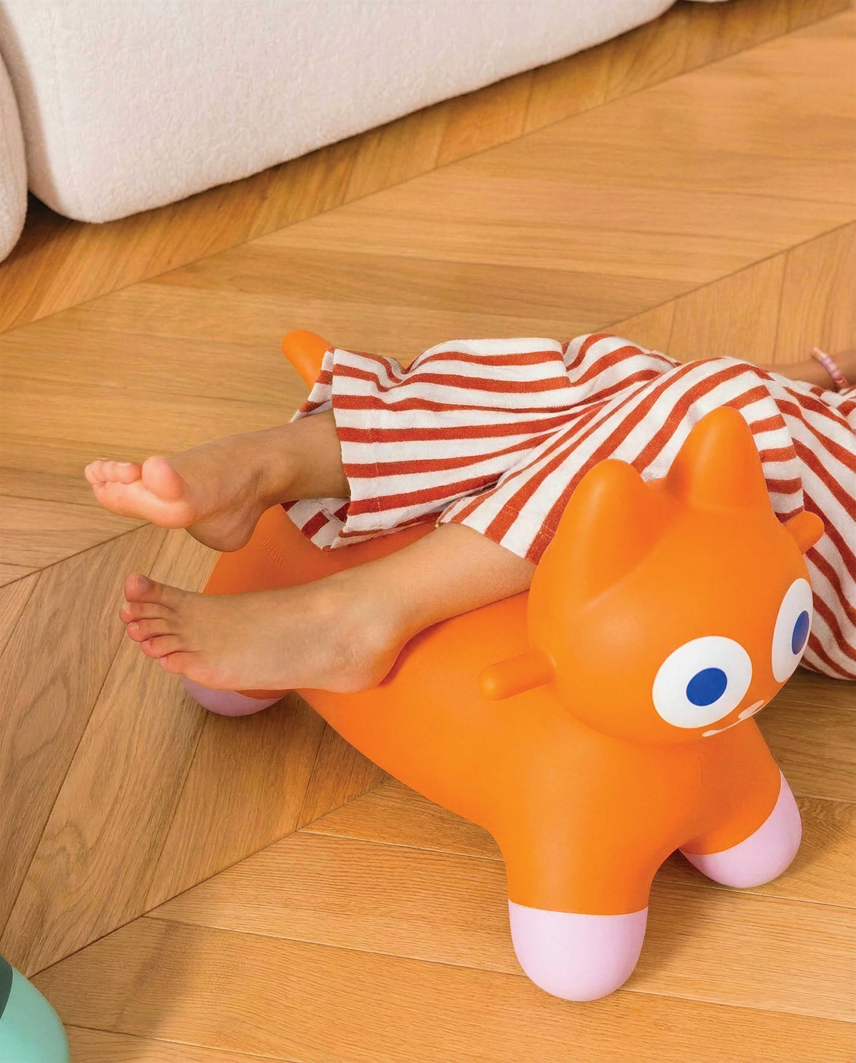 Hoppi Chat orange, jouet de bain en vinyle Quut