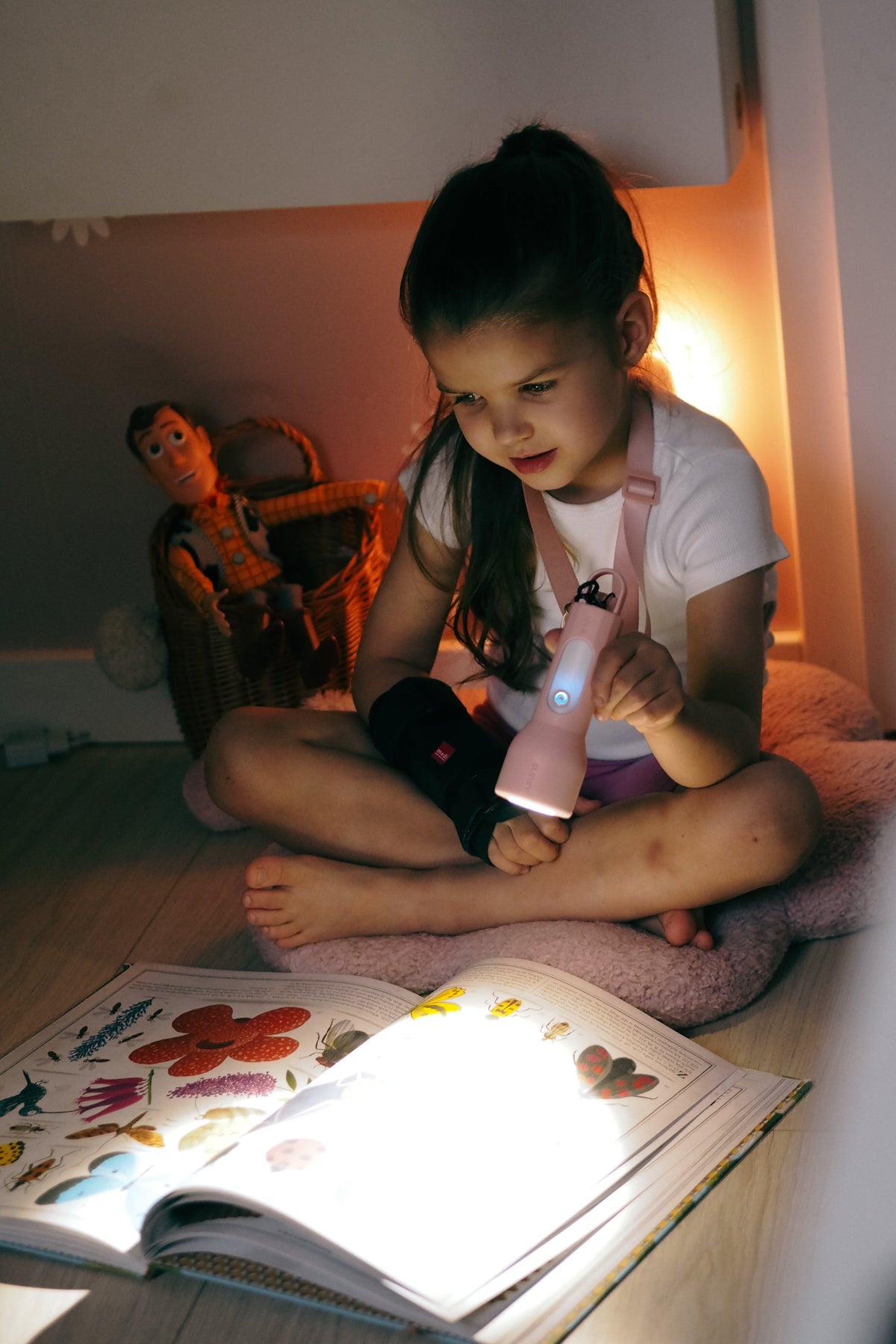 Lampe torche veilleuse rose pour enfant Glowy MOB, vue 11