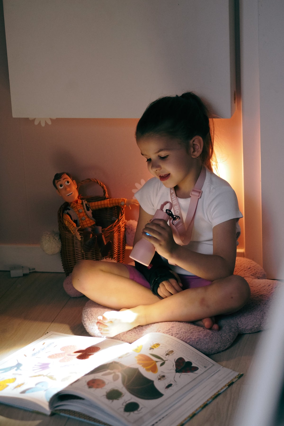 Lampe torche veilleuse rose pour enfant Glowy MOB, vue 12