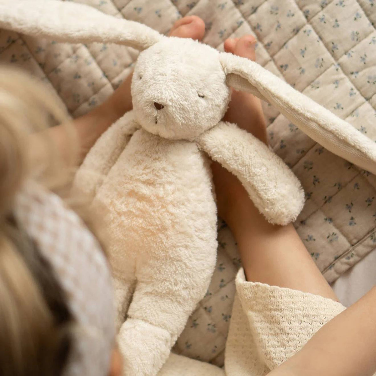 Peluche Veilleuse Moonie Lapin photo lifestyle