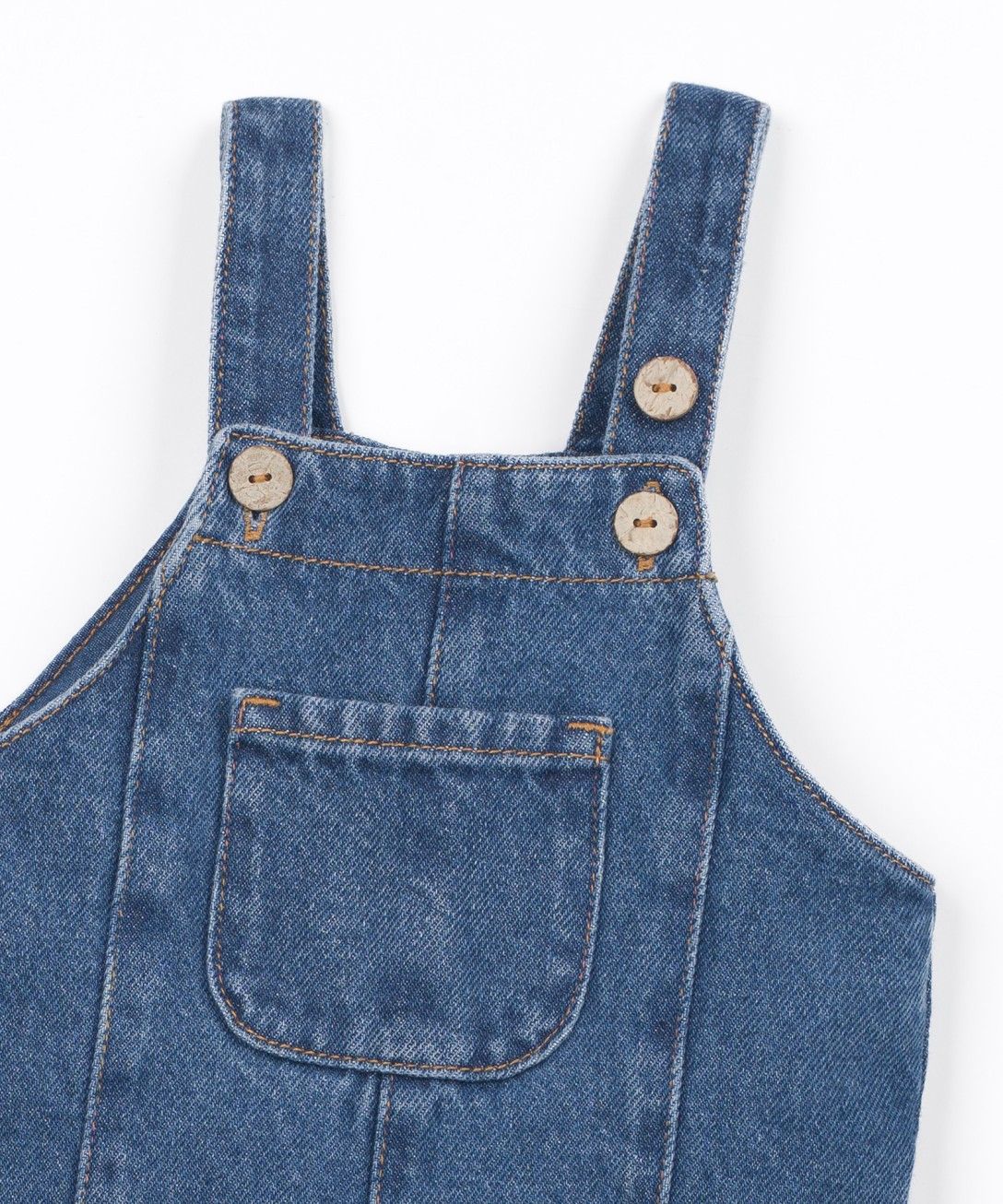 Combinaison en denim Blue Denim pour bébé, marque Play Up, vue détail matière et finitions