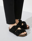 Arizona Big Buckle Shearling Teddy Black