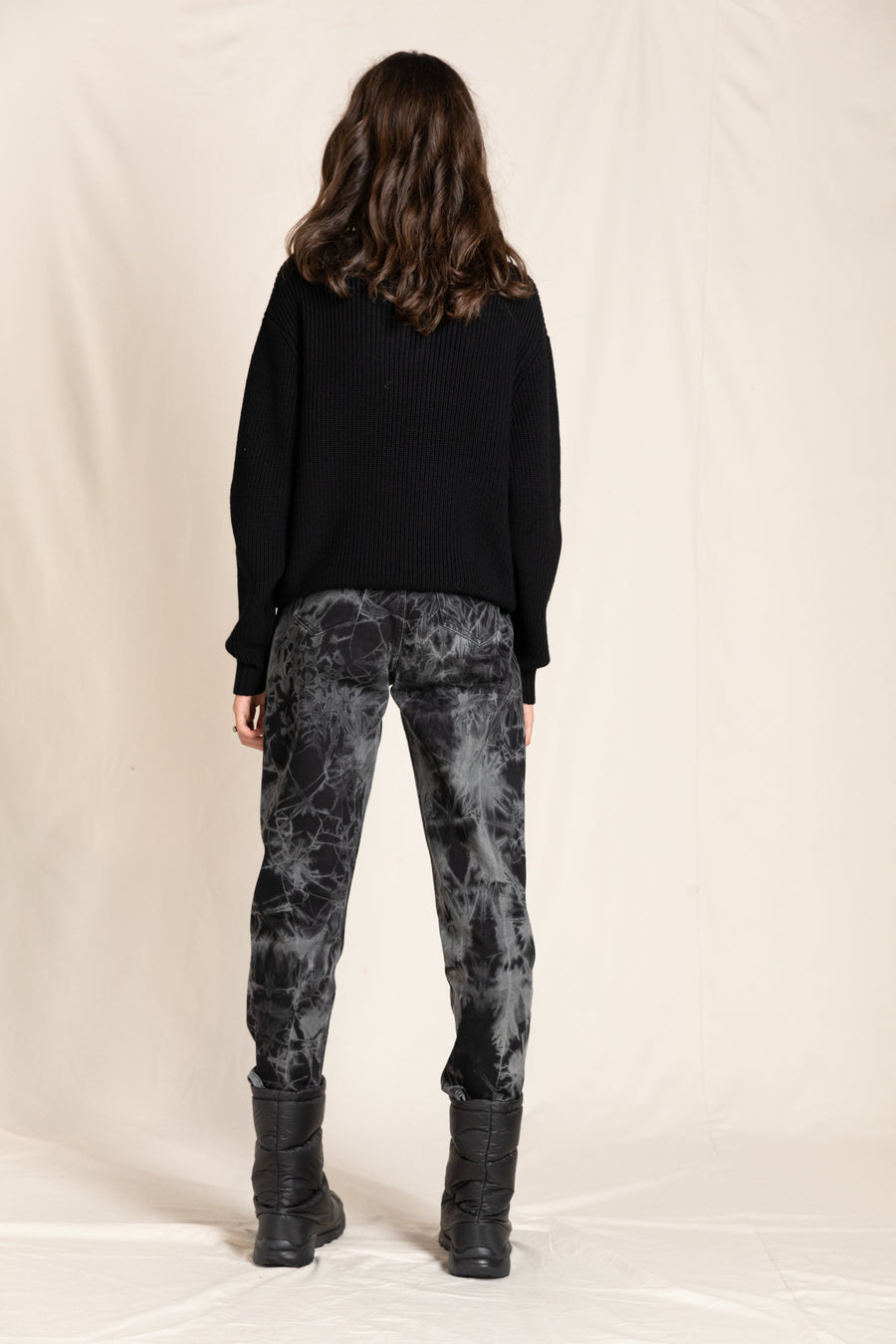 SOLANGE Soft Black Tie & Dye - Slouchy Fit Jeans